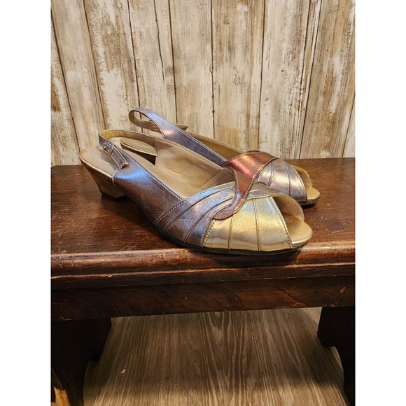 Women's Hush Puppies Gold Bronze Slingback Heels Size 8 VINTAGE - Picture 3 of 7